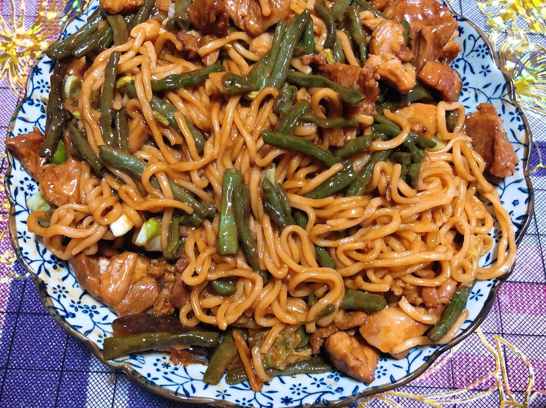 豆角焖面