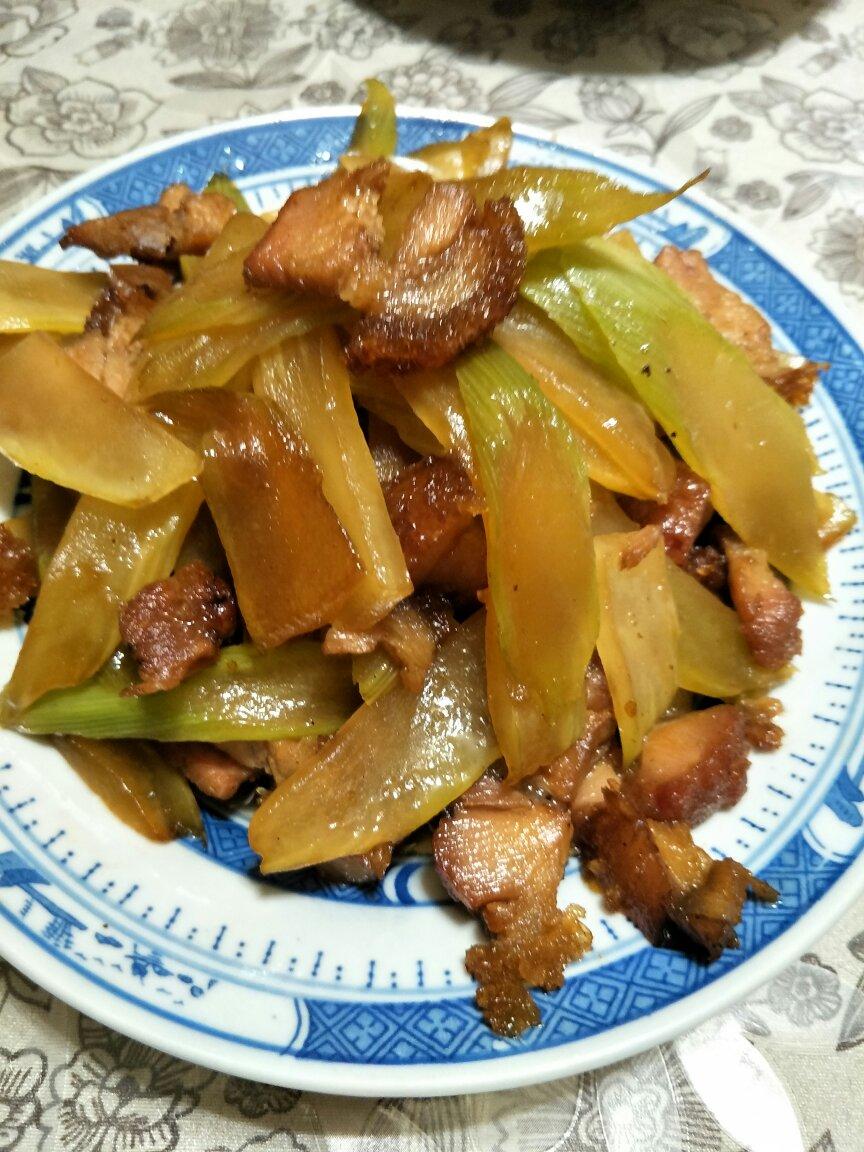 莴笋炒肉片