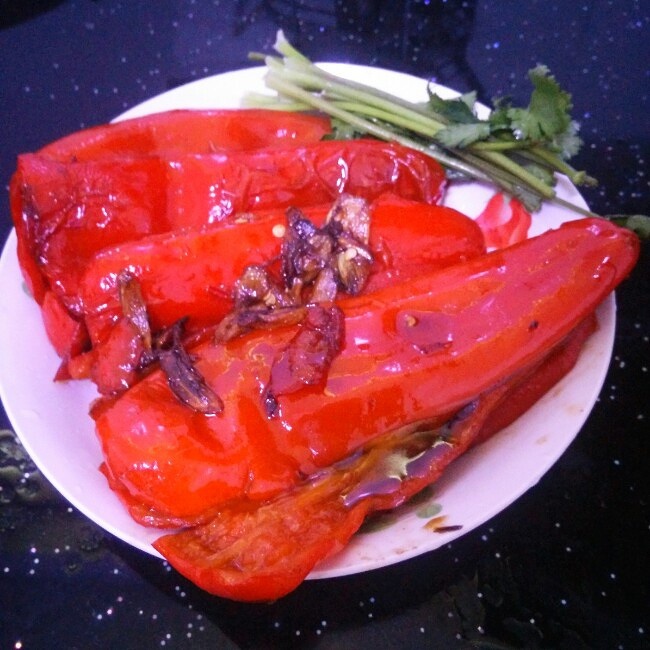 蒜香煎红椒的做法