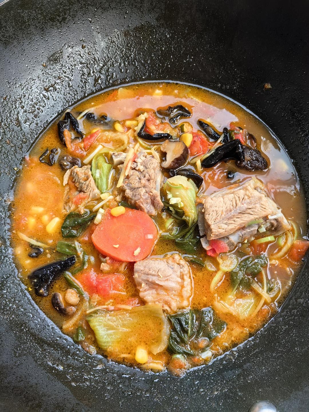 番茄玉米排骨汤