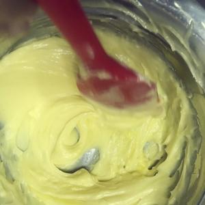 中西结合—奶香浓郁法式乳酪月饼的做法 步骤5