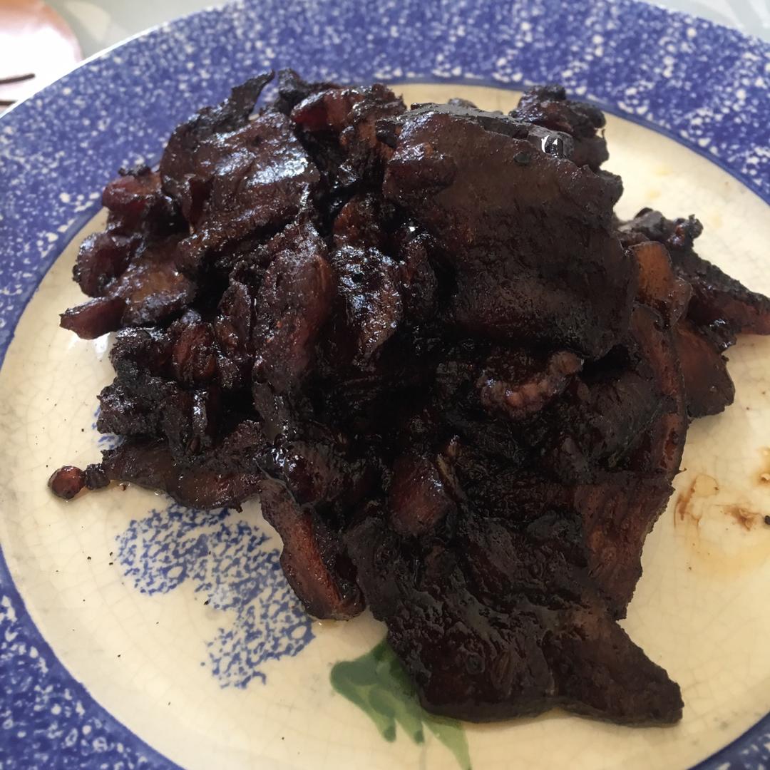 这是一份没来得及装盘就被抢光的烤肉（烤箱版）