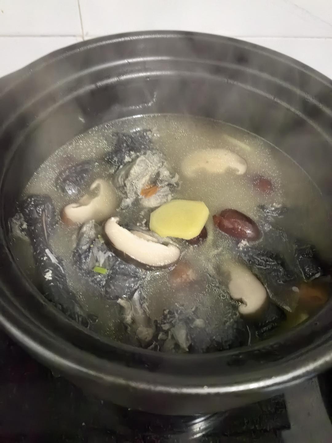 「家庭版」乌骨鸡汤💯