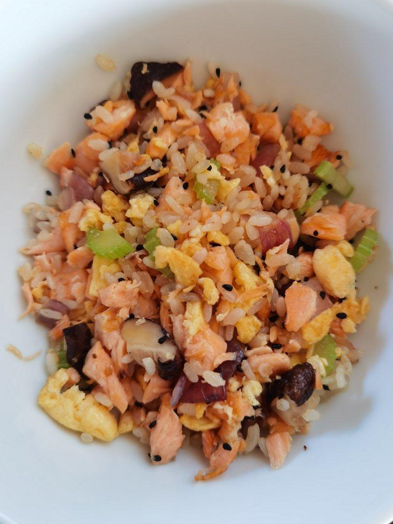 三文鱼炒饭