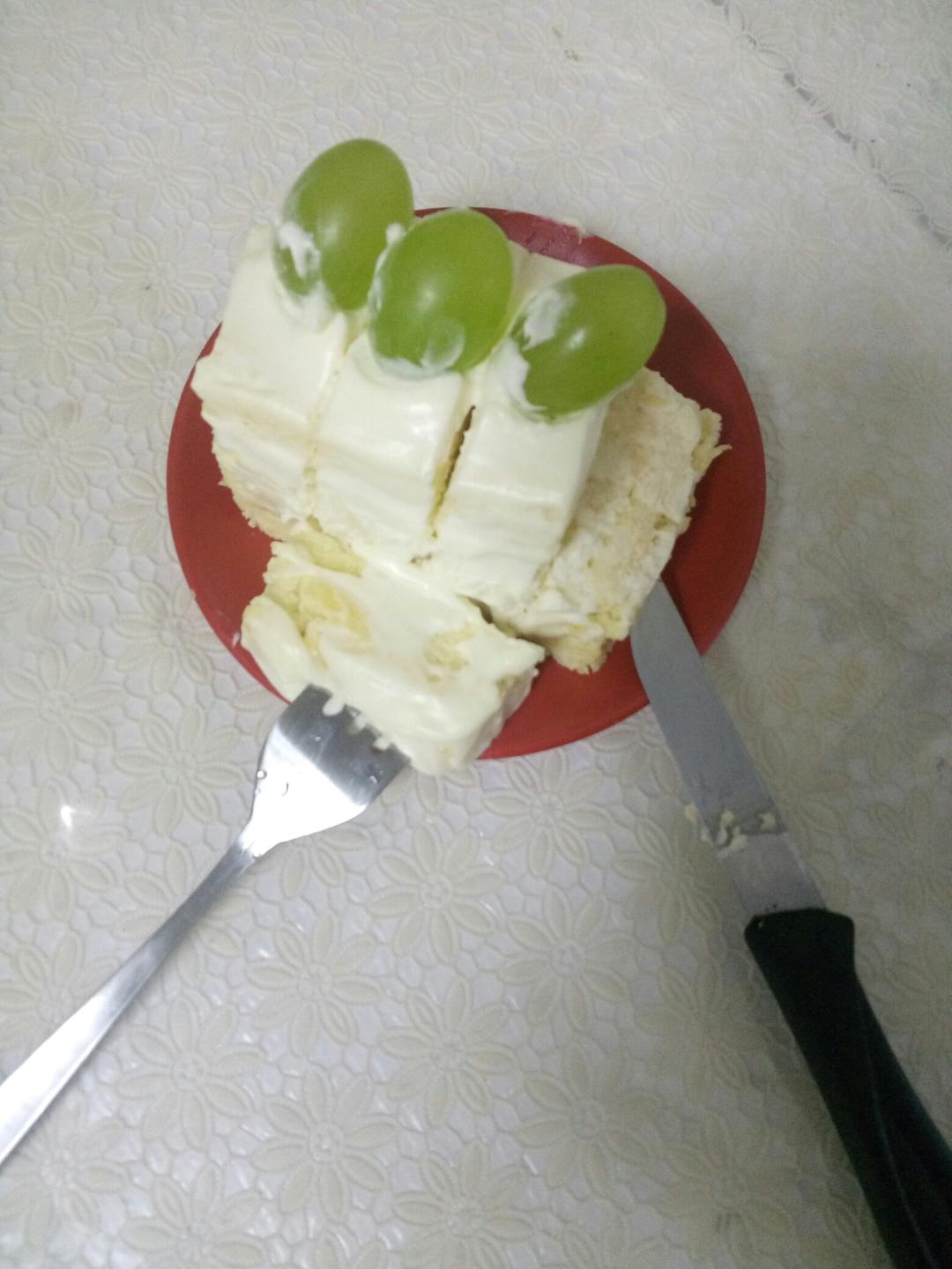 一个猕猴桃卷（蛋糕卷）