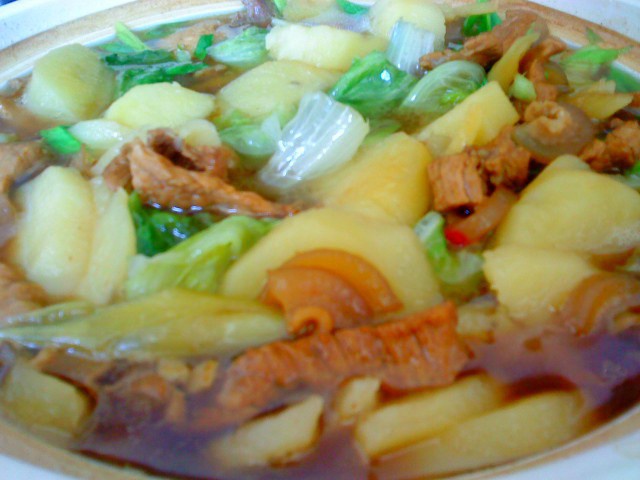 肉片炖土豆（冬日养膘良品，有杀猪菜的味道）