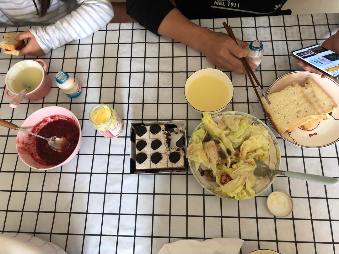 小学生早餐