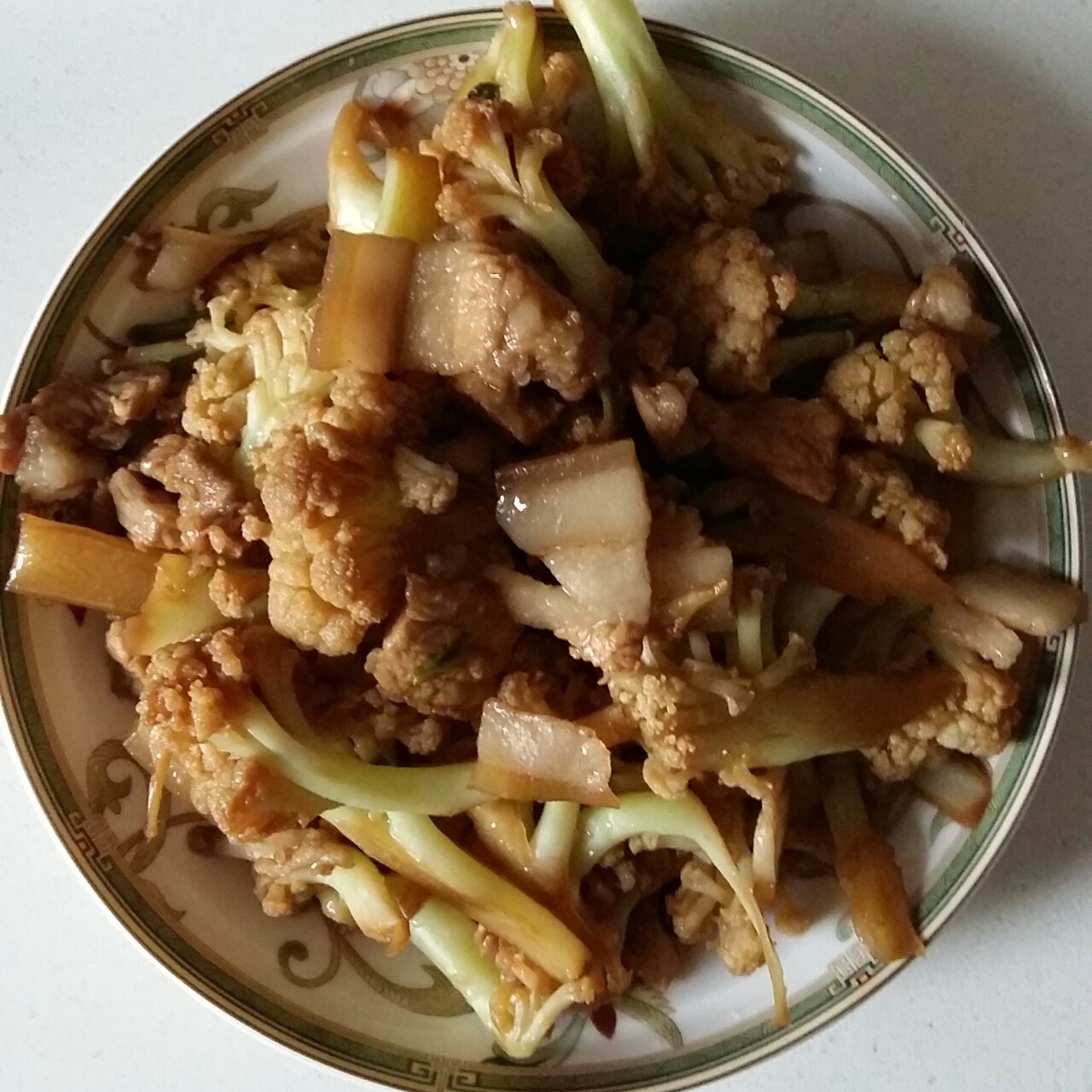肉片炒菜花