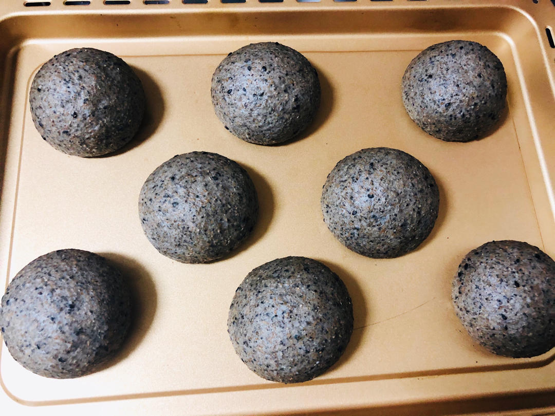 黑芝麻全麦餐包 100%纯全麦