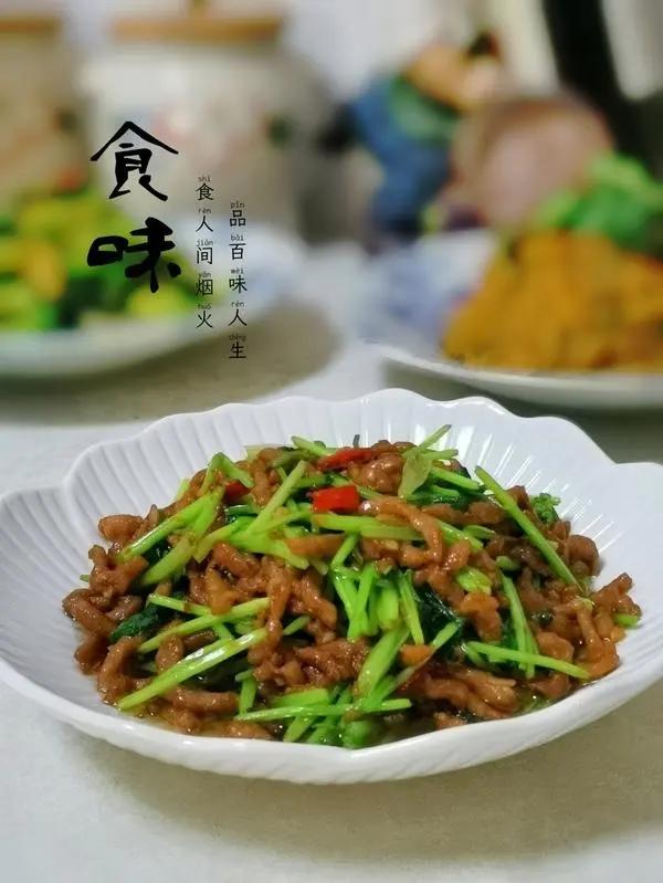 香菜炒肉丝
