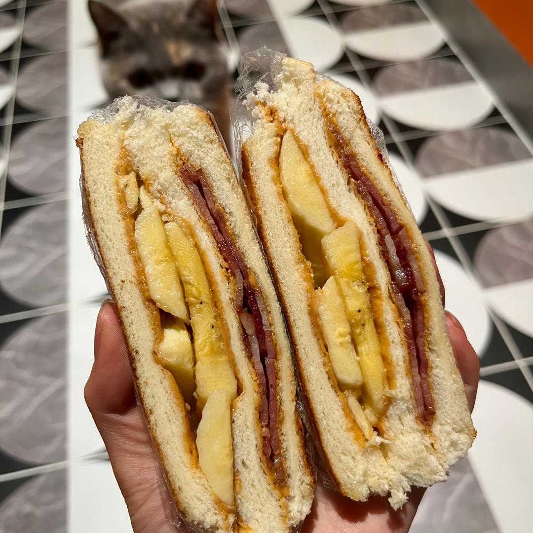 猫王三明治（The Elvis Sandwich）