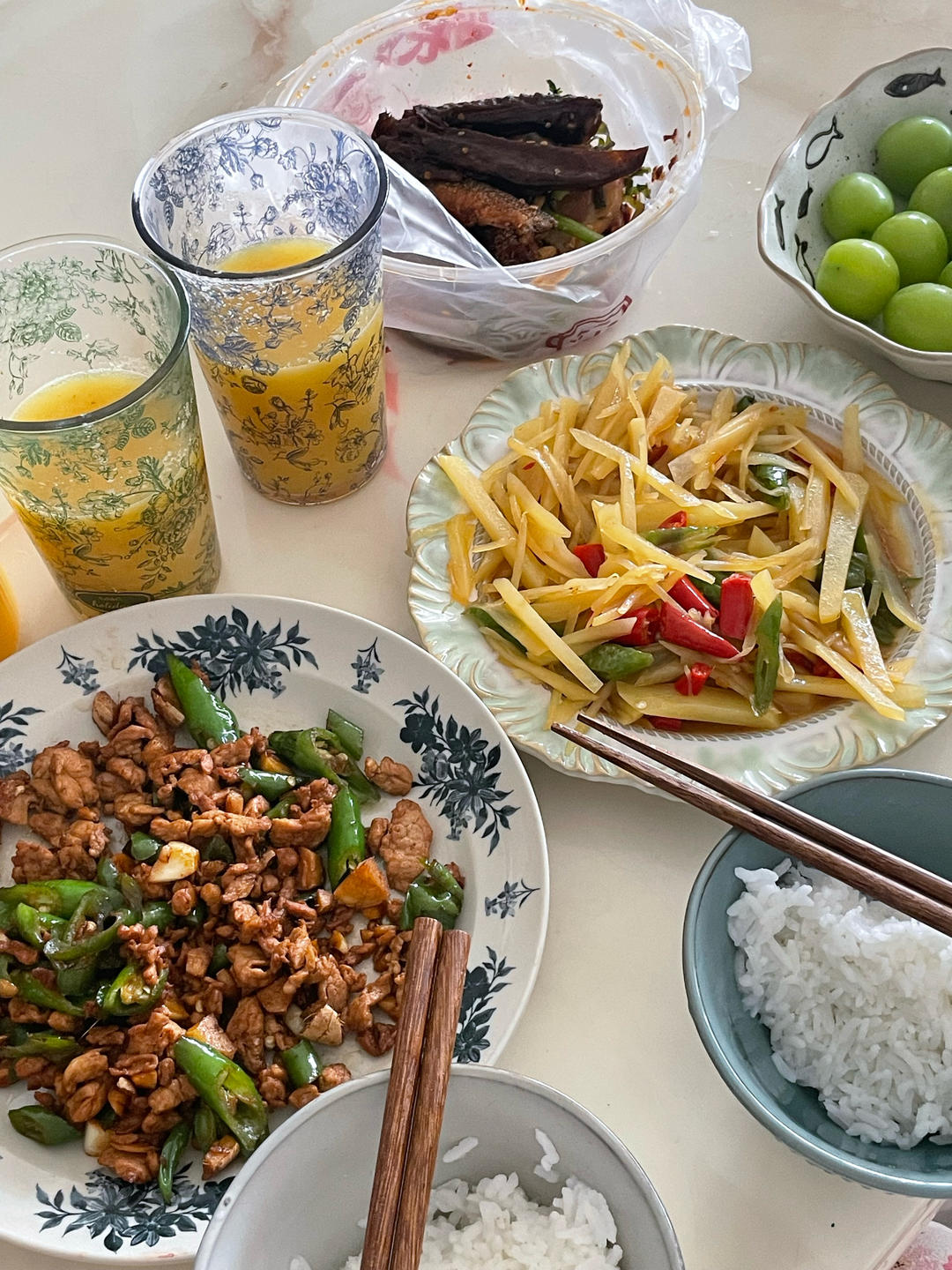 酸辣土豆丝的家常做法 超级下饭