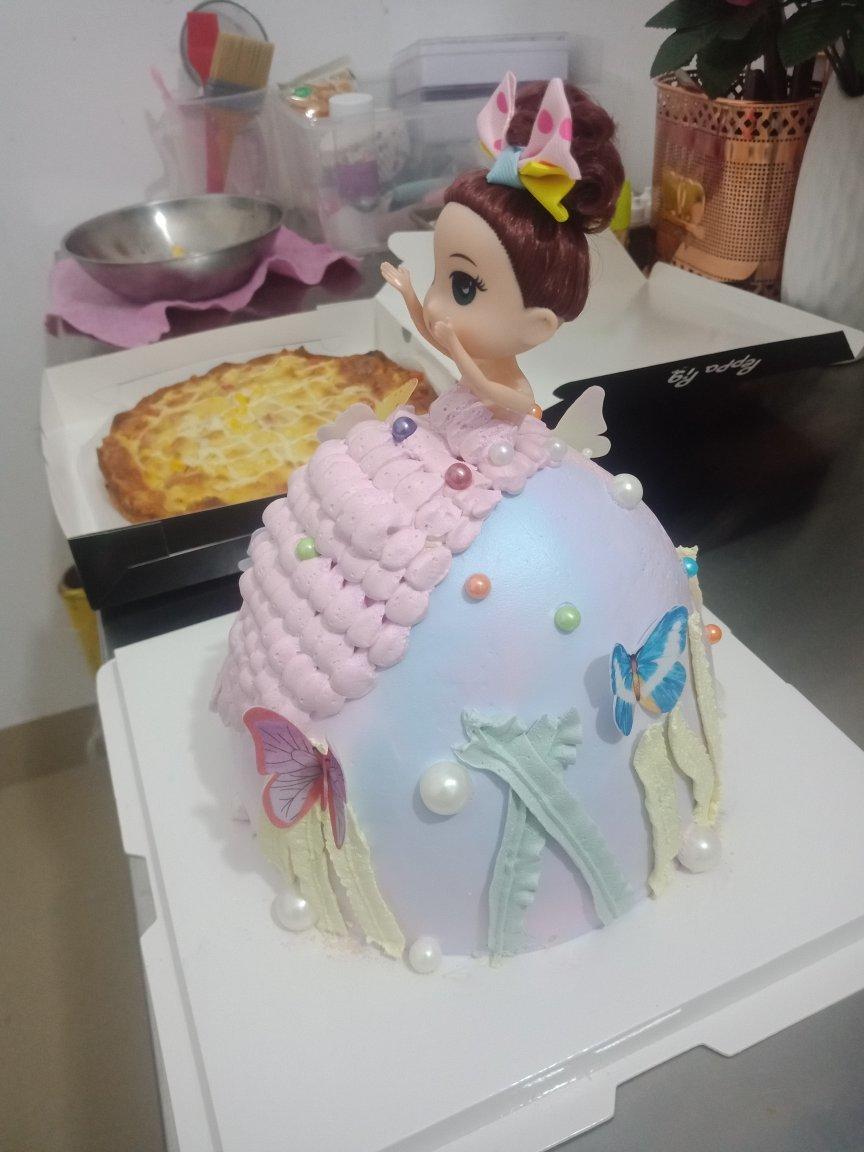 芭比娃娃蛋糕