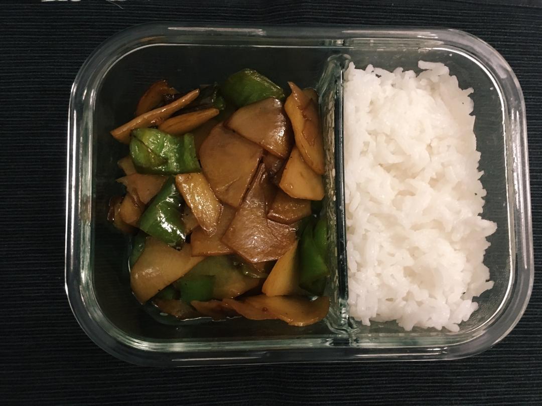 青椒土豆，素菜也可以香香的