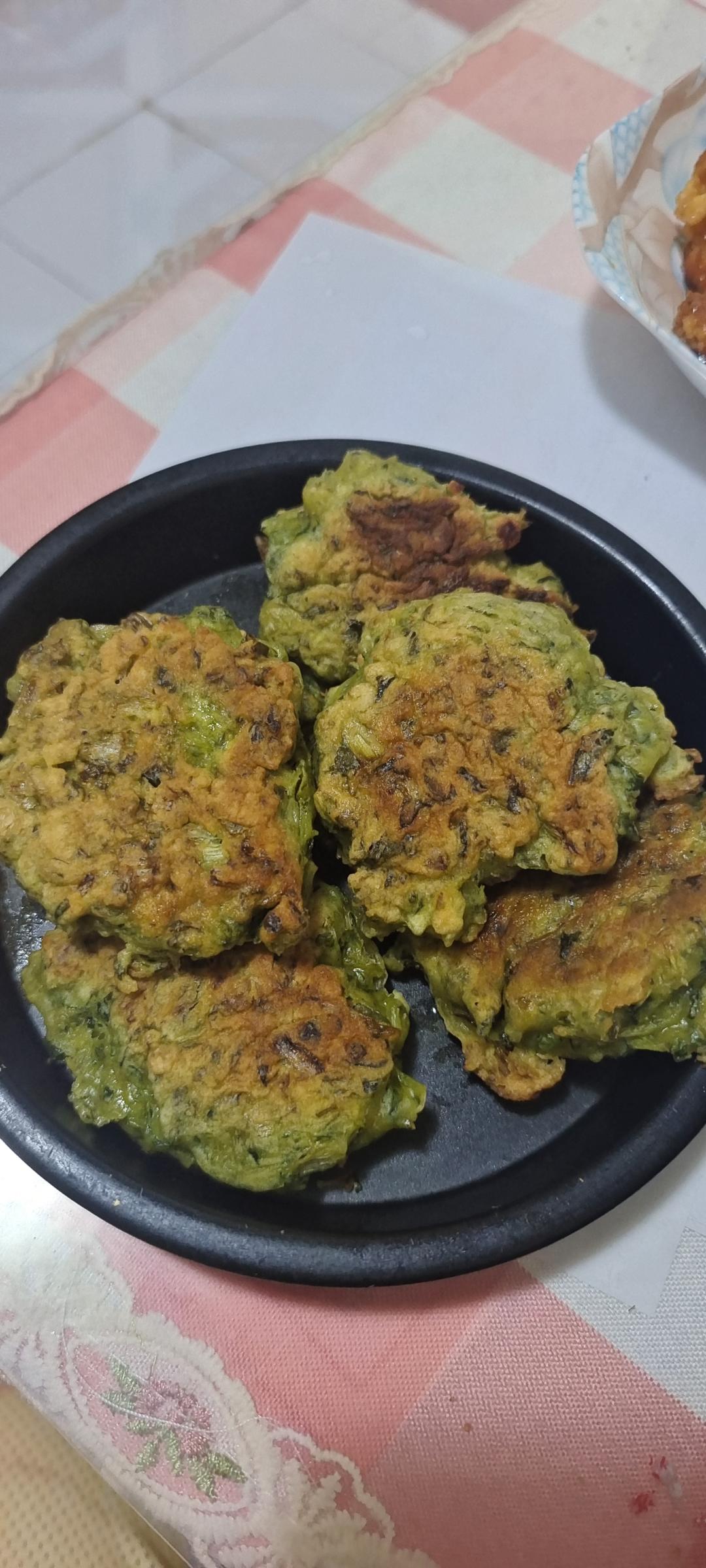 快速消耗青菜的好法子——煎菜饼