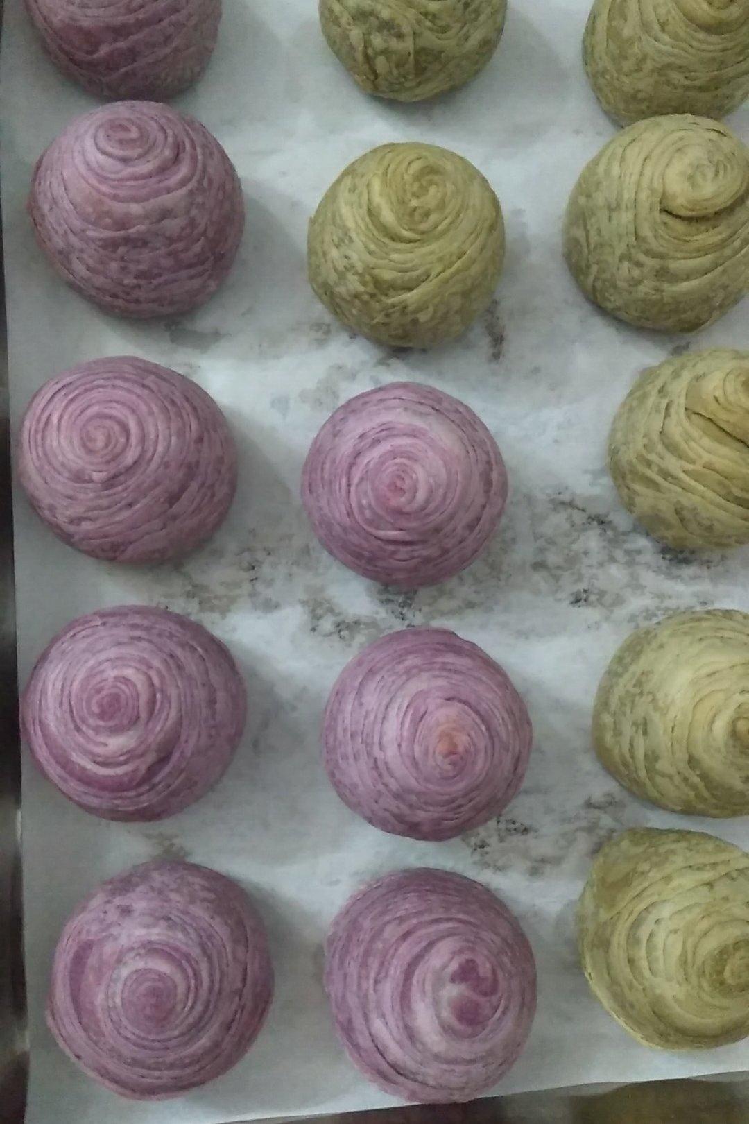 蛋黄酥~紫薯、抹茶、原味~花好月圆，中秋快乐~内附一次做六色蛋黄酥方法~