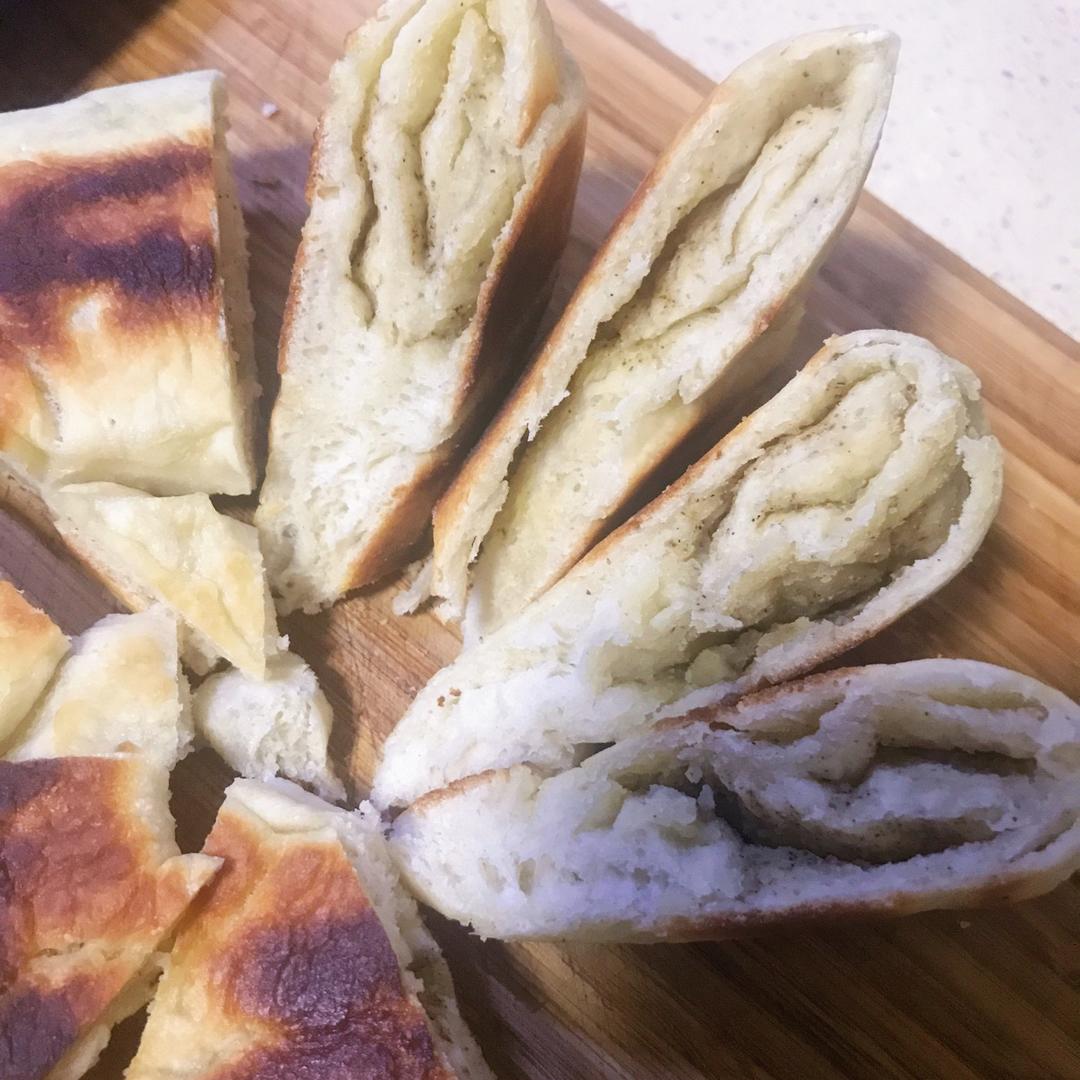 堂妈小厨——椒盐发面饼