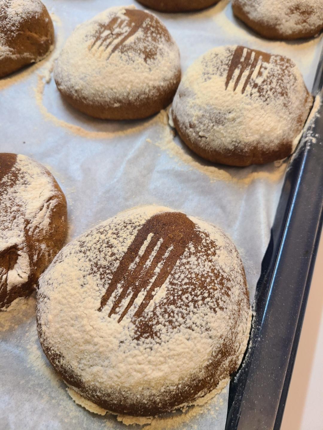 亚麻籽全麦·红薯软欧包——低卡烘焙