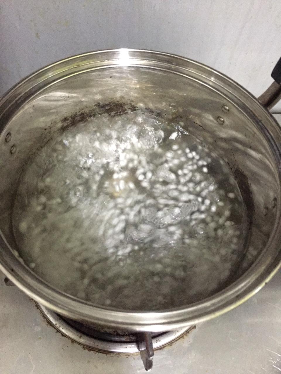 学会西米露煮出晶莹剔透