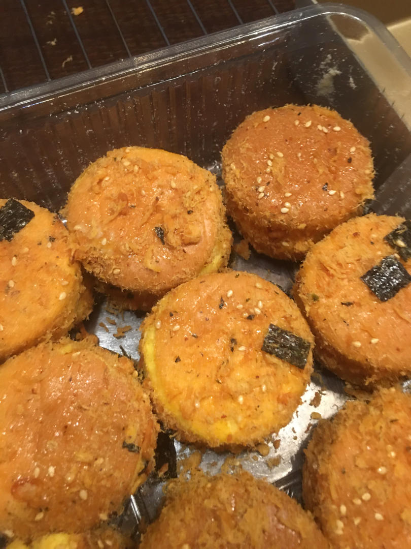 朋友都说比鲍师傅好吃的海苔肉松小贝
