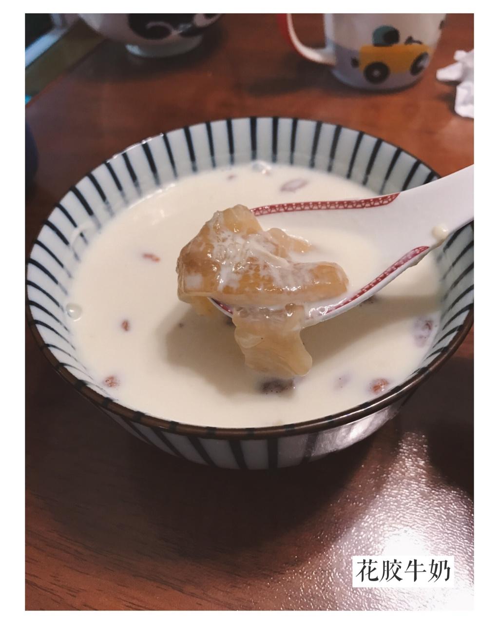鲜奶炖花胶