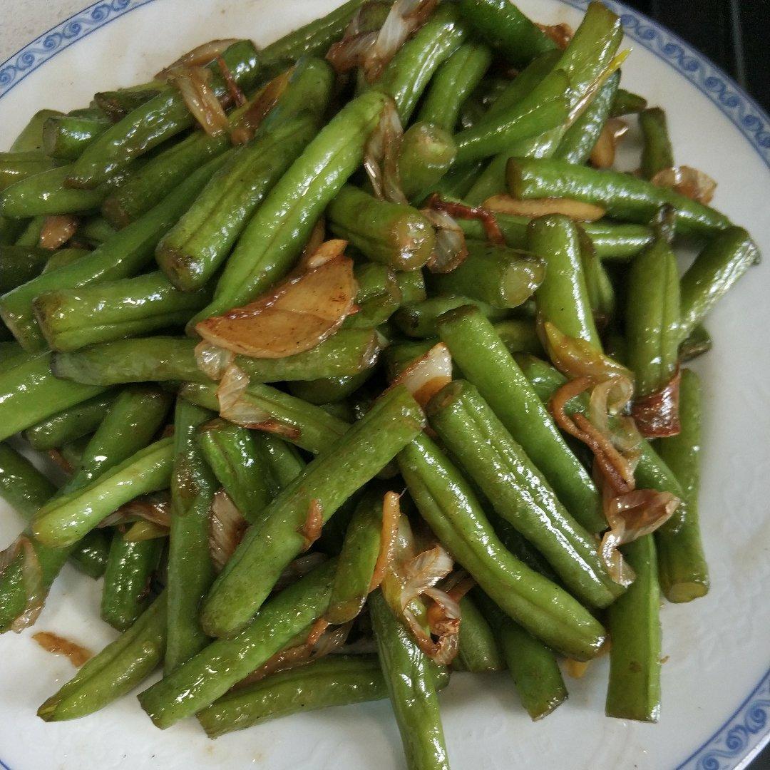 干煸豆角干煸龙豆 不放肉末咸香翠绿又爽口的秘密你一学就会