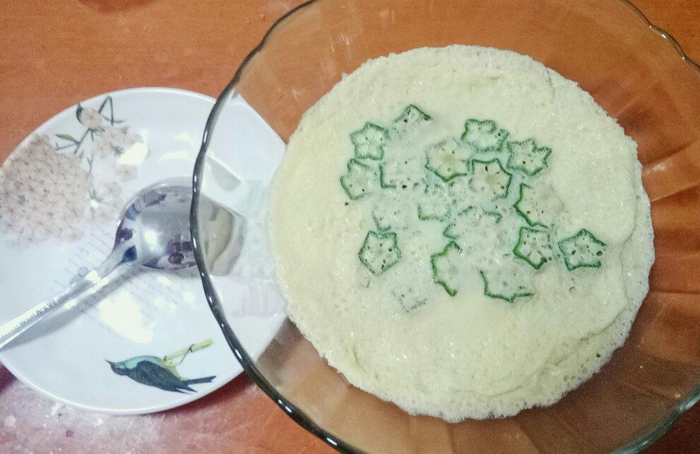 颜值控-做一朵开在碗里的花秋葵蒸水蛋