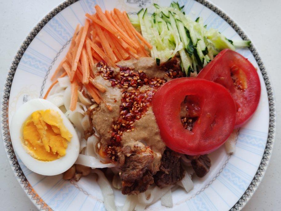 麻酱鸡丝凉面