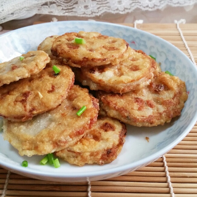 你在侳饭,我在捣乱做的香煎葱香藕夹