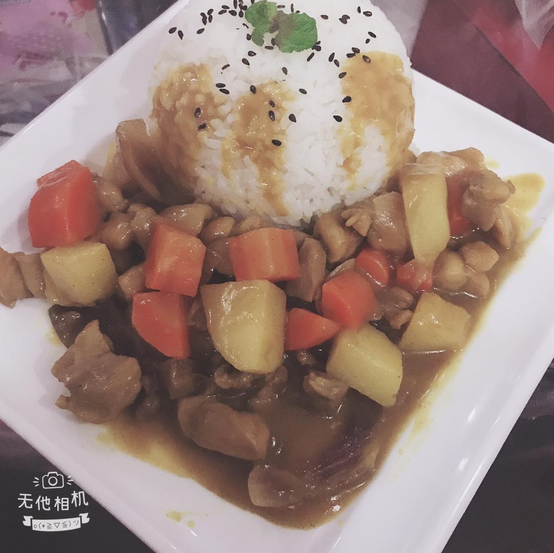 咖喱鸡肉饭