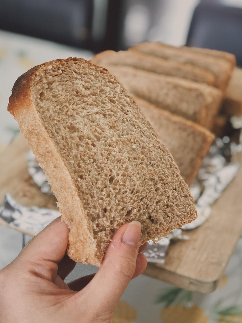 双种芝麻全麦吐司 100%全麦 烫种+波兰种