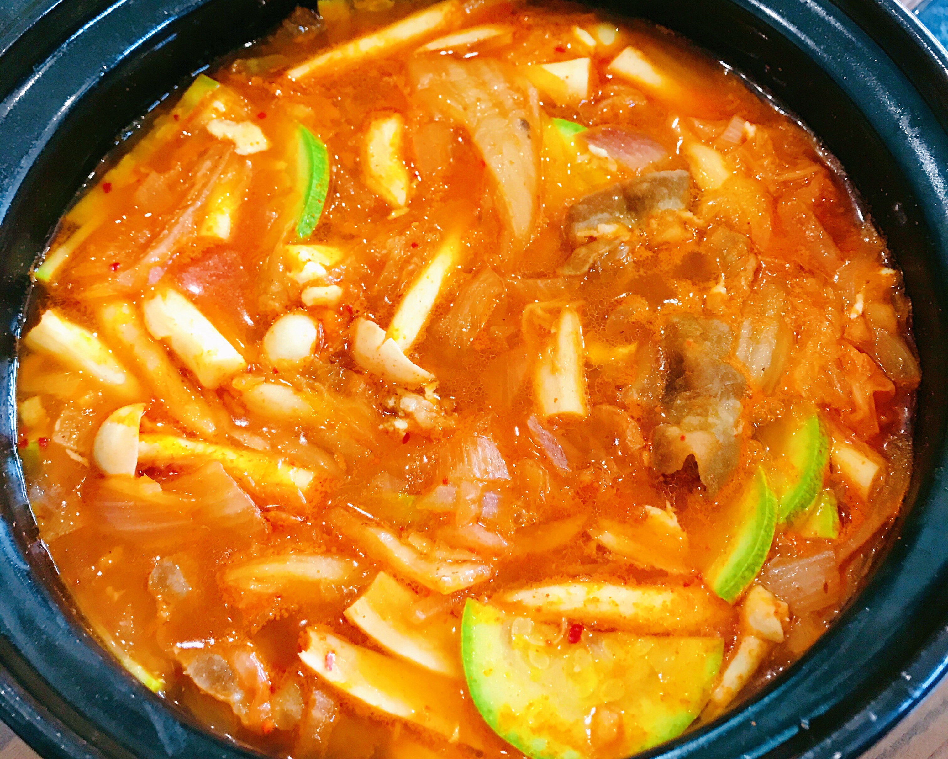 韩式泡菜牛肉豆腐汤