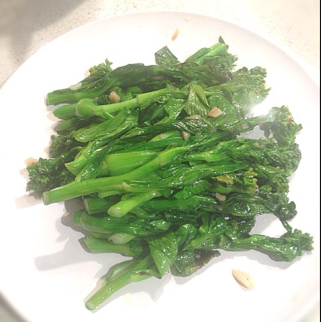 蒜蓉白菜苔