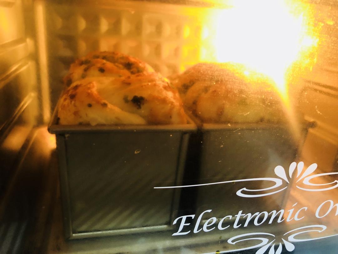 葱香肉松吐司——王传仁老师的宵种法