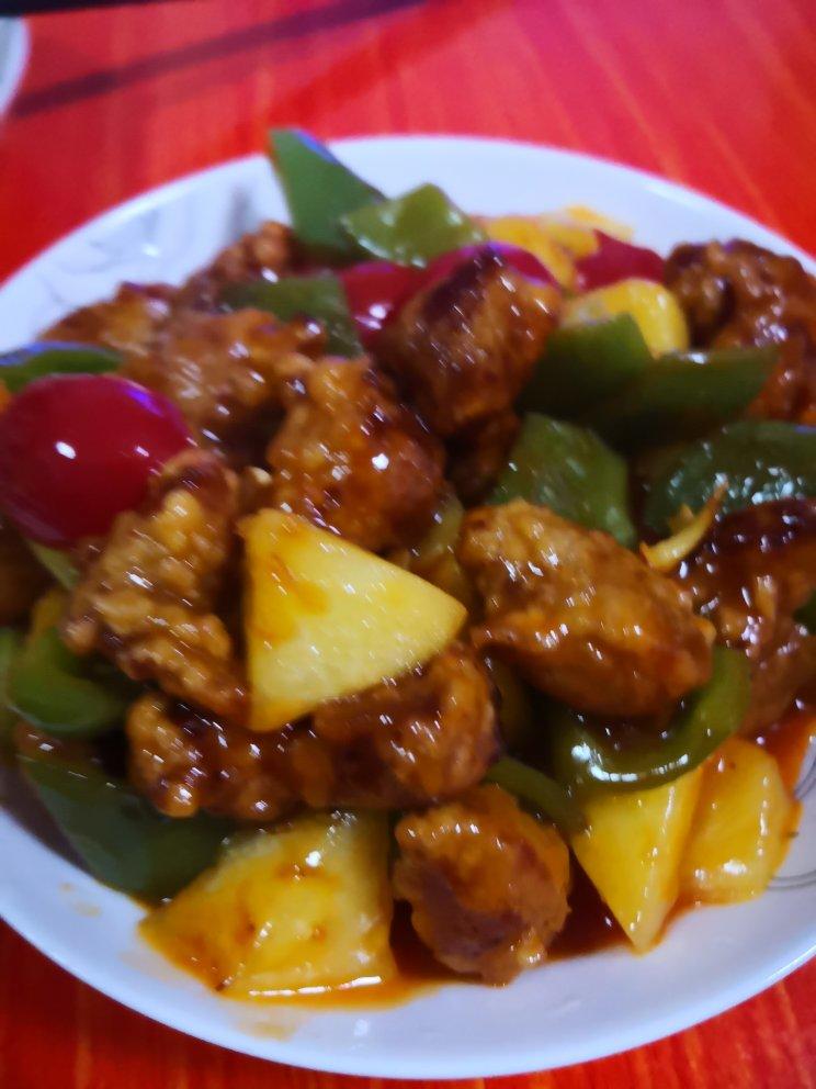 菠萝咕噜肉