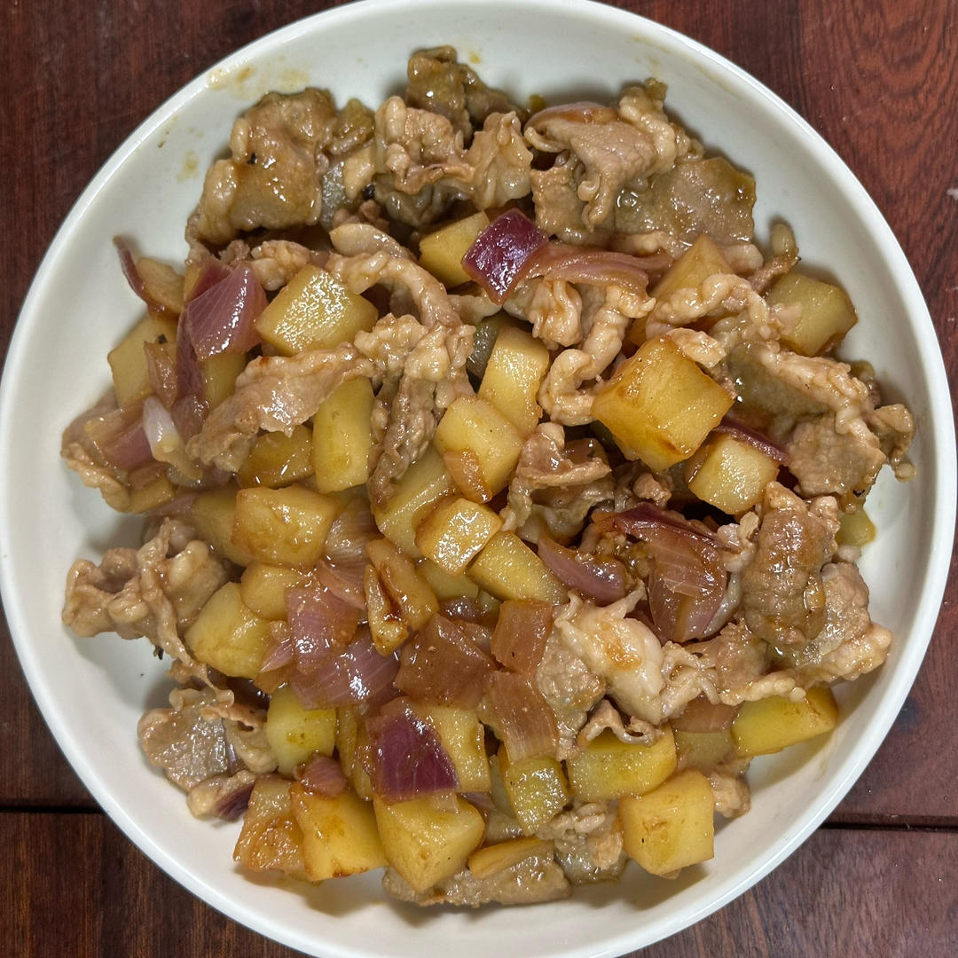 好吃到舔碗底的土豆肥牛拌饭