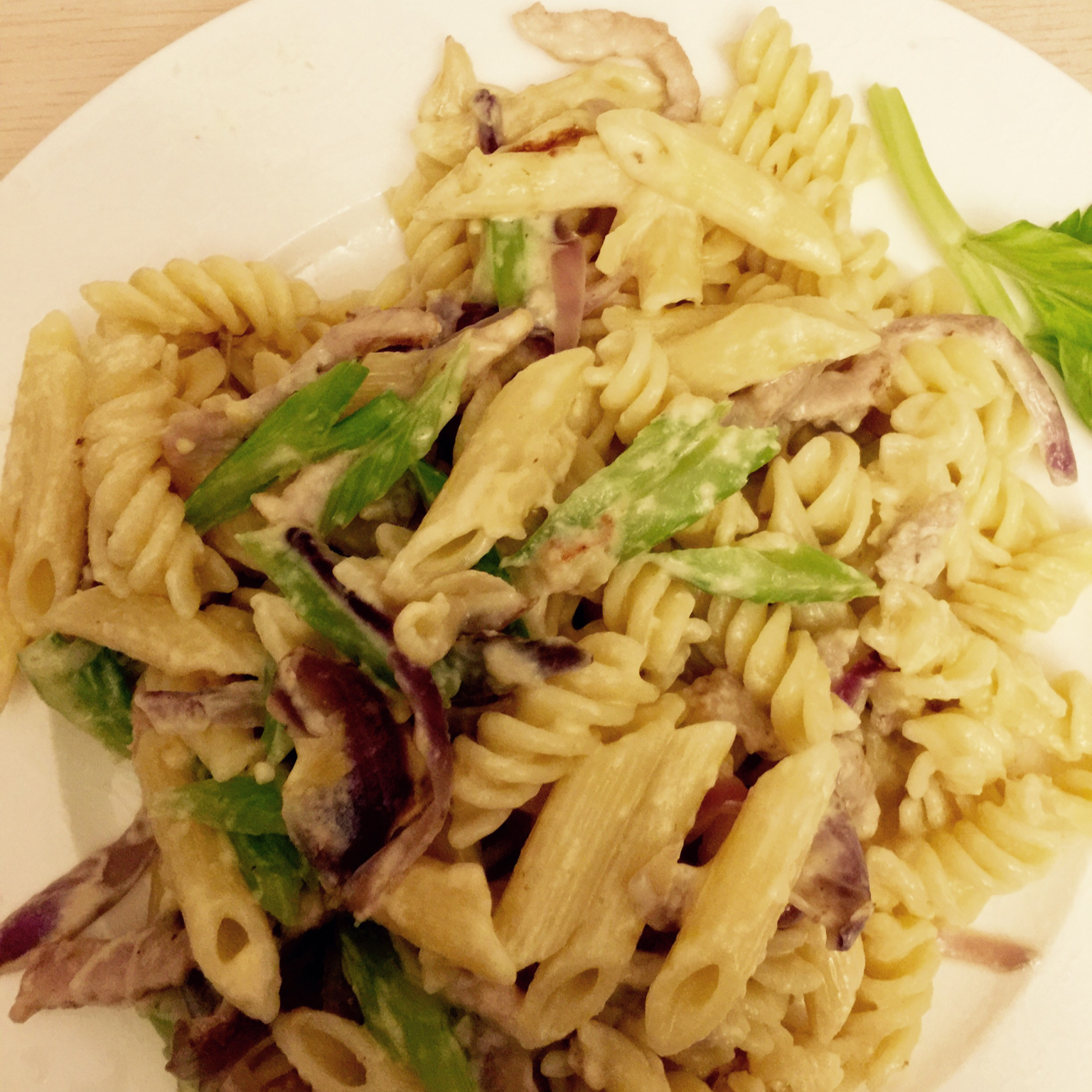 超简单的奶汁培根意面Carbonara