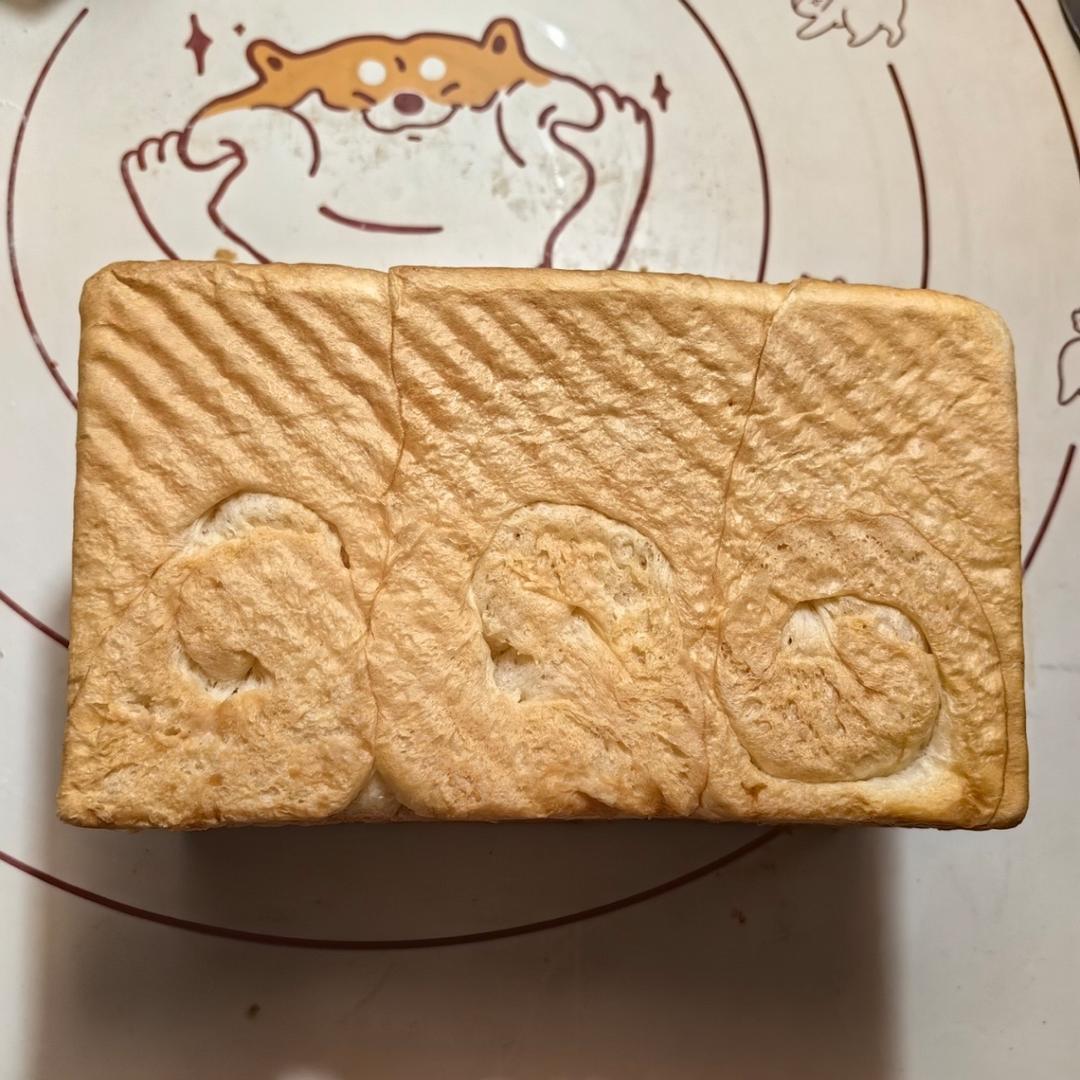 吐司，奶香手撕面包，超级香浓