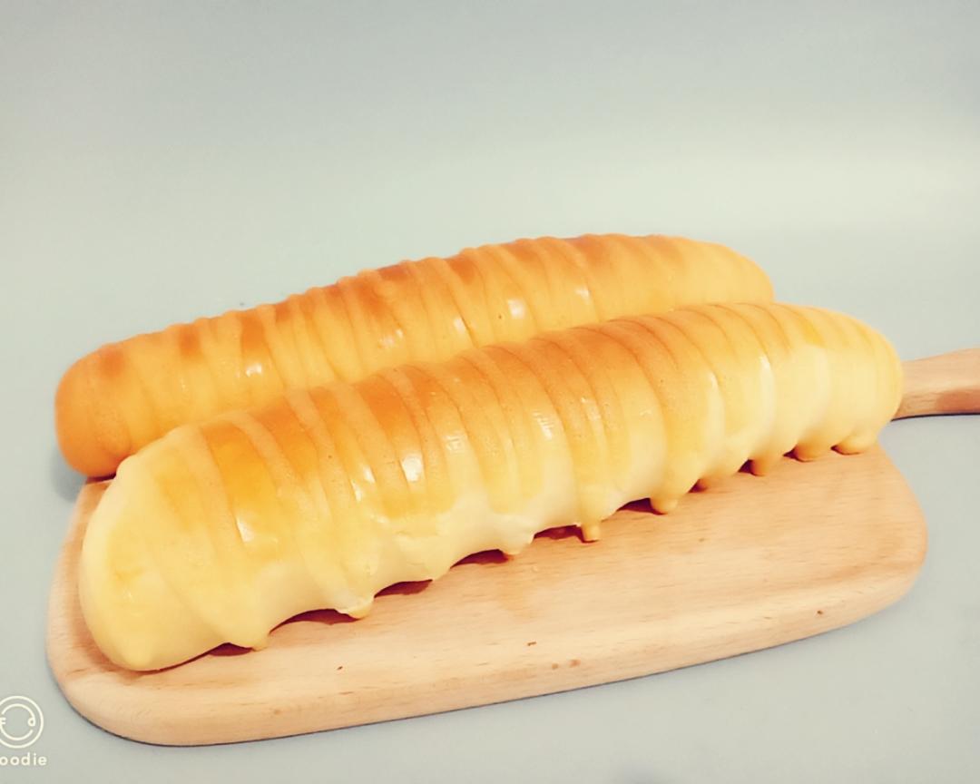 【毛毛虫面包的做法步骤图,毛毛虫面包怎么做好吃】米妮1_下厨房