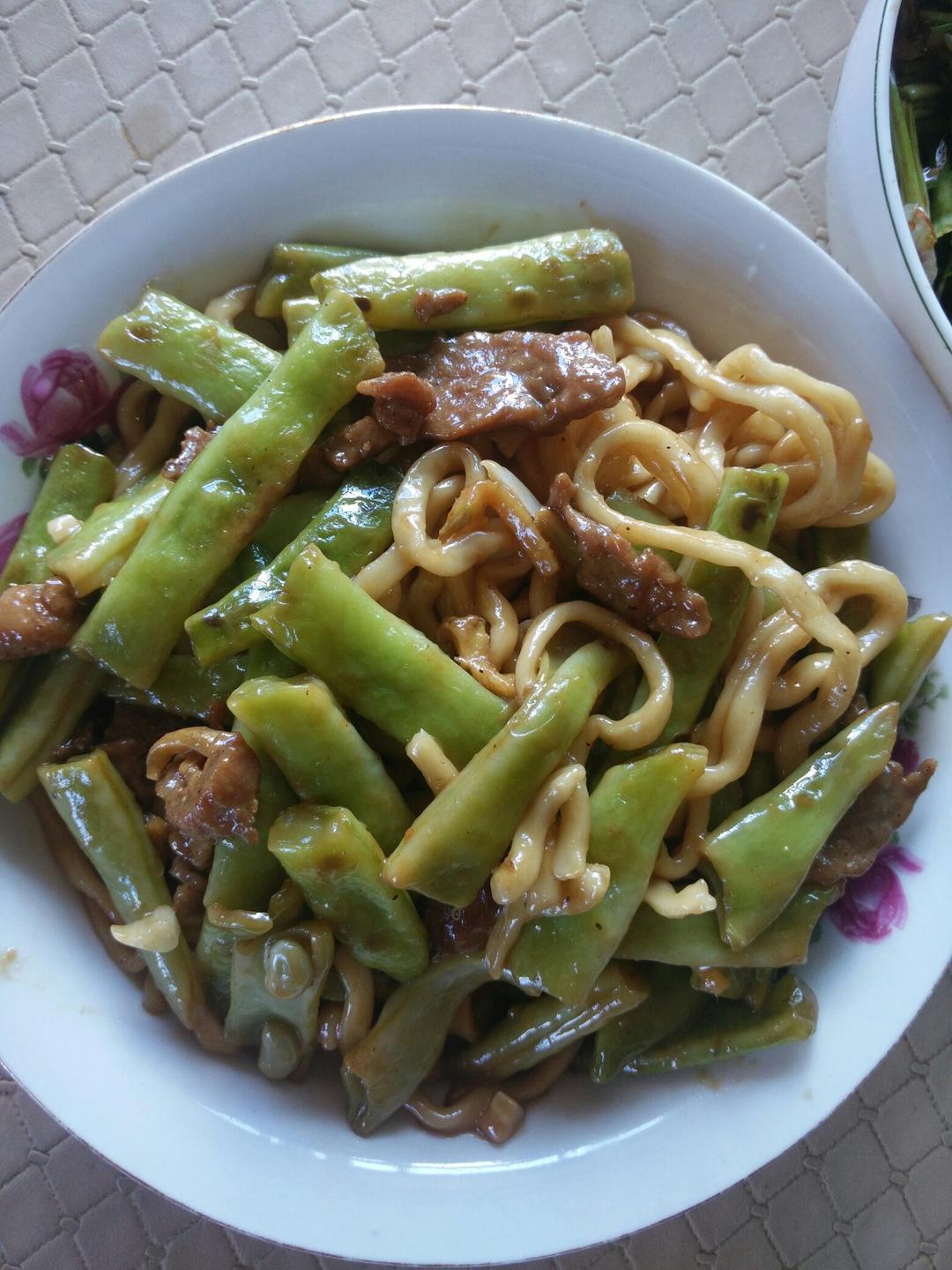 芸豆焖面（附万能的腌肉不老的办法）