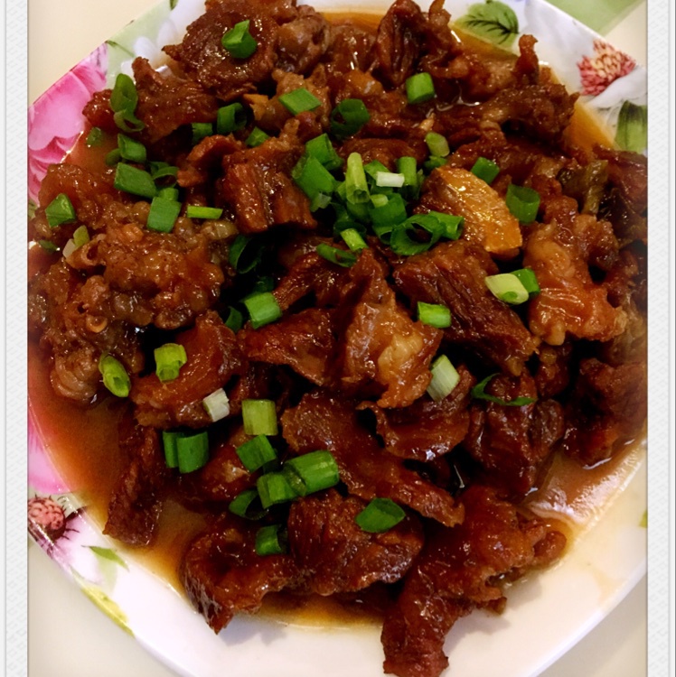 文火小牛肉。