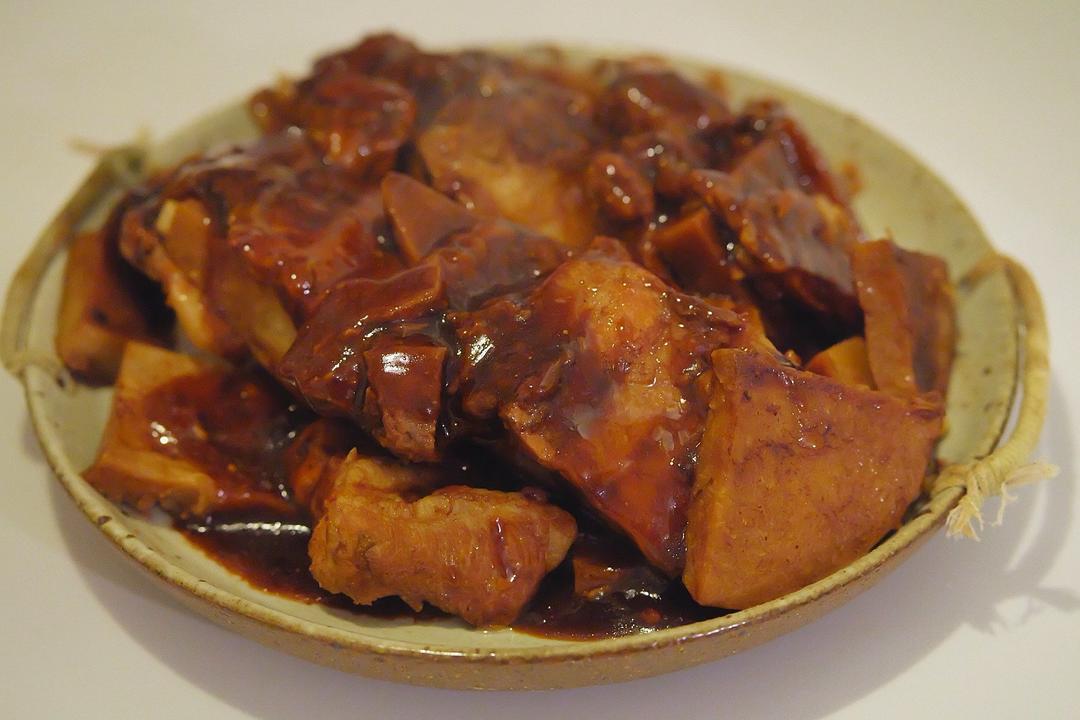 芋头扣肉