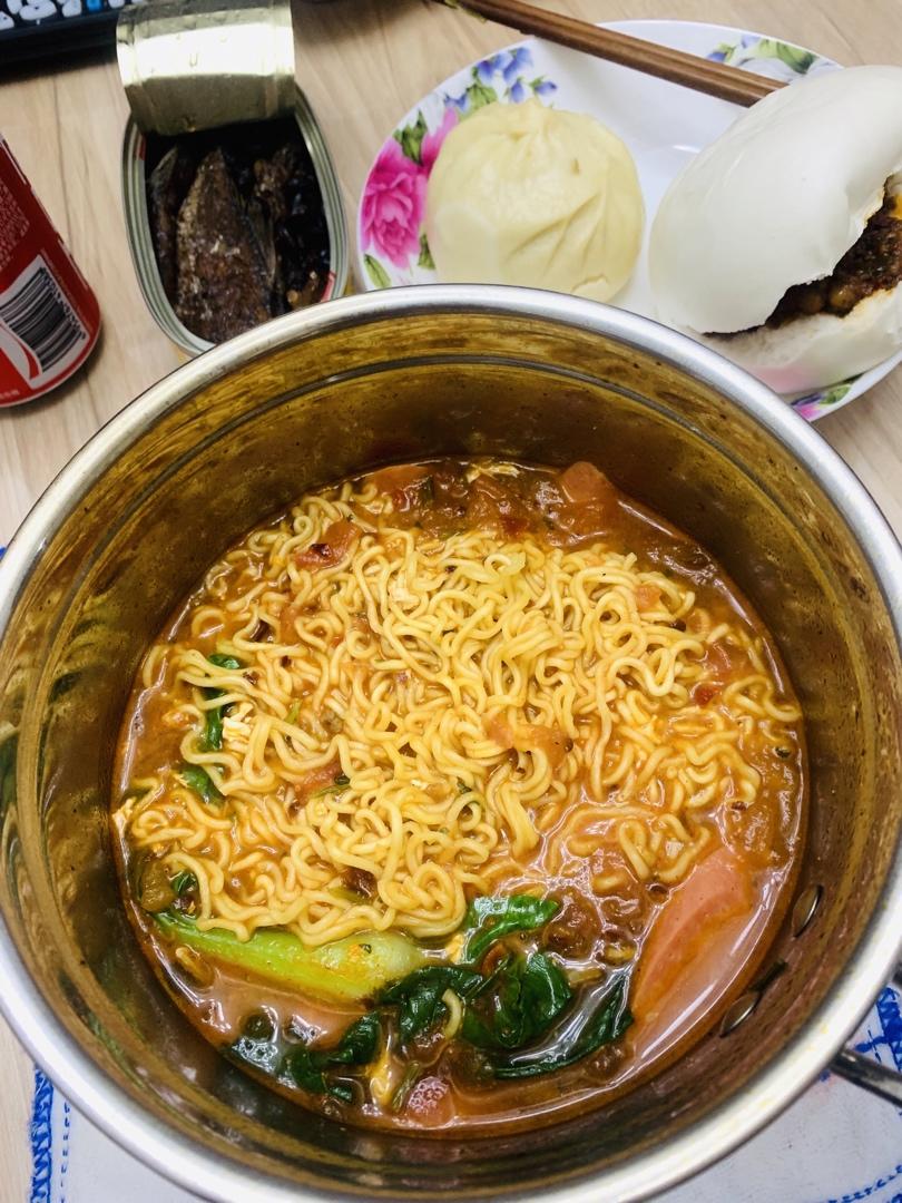 张云雷泡面