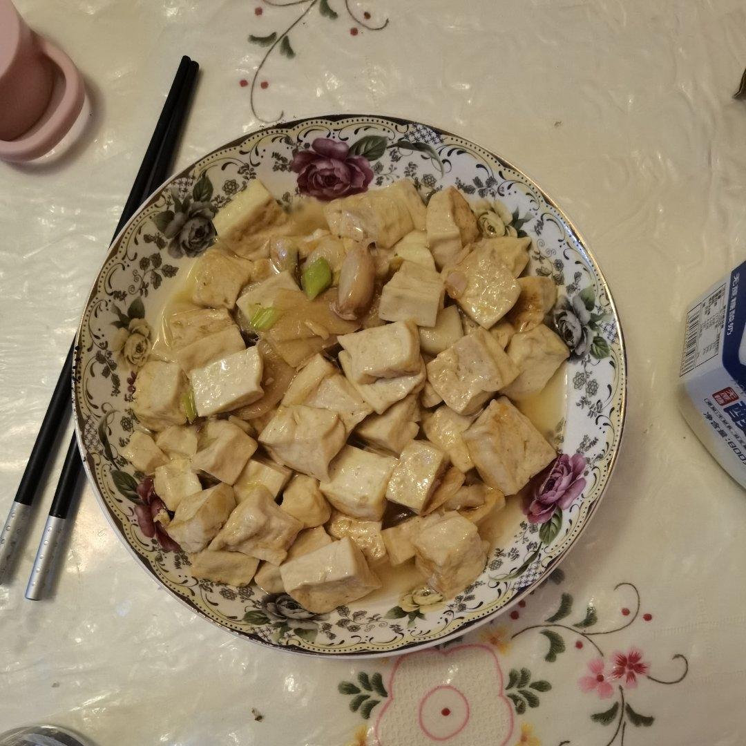 清炒豆腐块 鲜嫩可口又入味 最快手的豆腐炒法