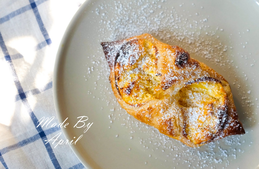 Cheese Danish
