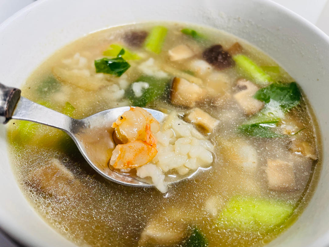 青菜香菇鸡丝粥（电饭锅版）