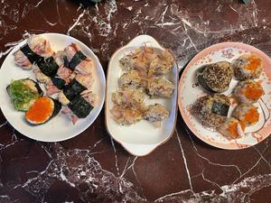 寿司拼盘 金枪鱼寿司 鱼子酱寿司 反转寿司的做法 步骤9