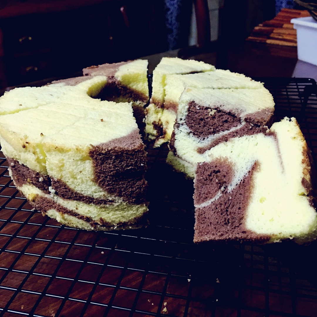 可可双色戚风（奶牛戚风）～17厘米加高戚风模或者18厘米戚风模