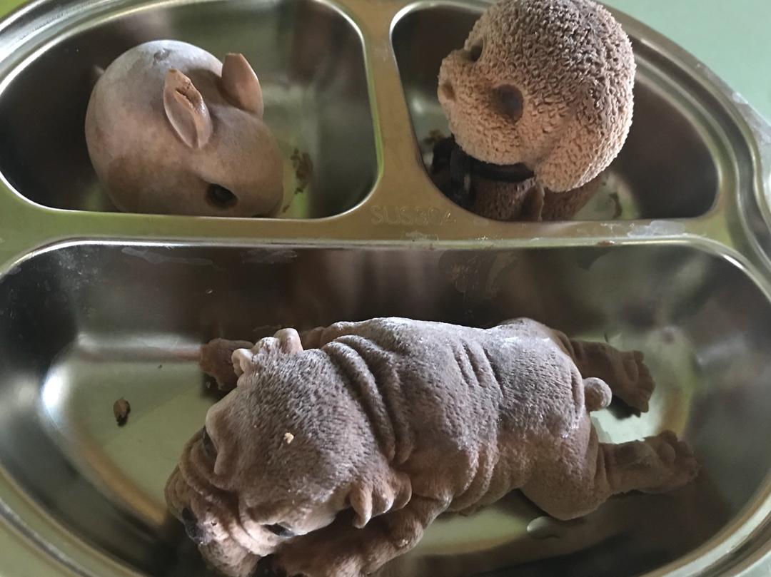 网红沙皮狗慕斯蛋糕