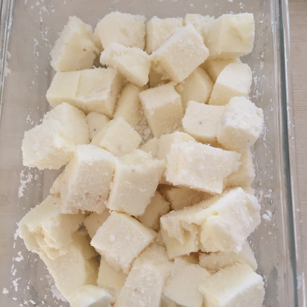 完胜85度C牛奶椰丝小方